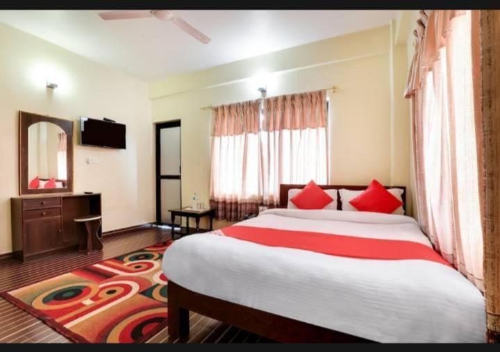 Hotel The Lake 博卡拉 外观 照片